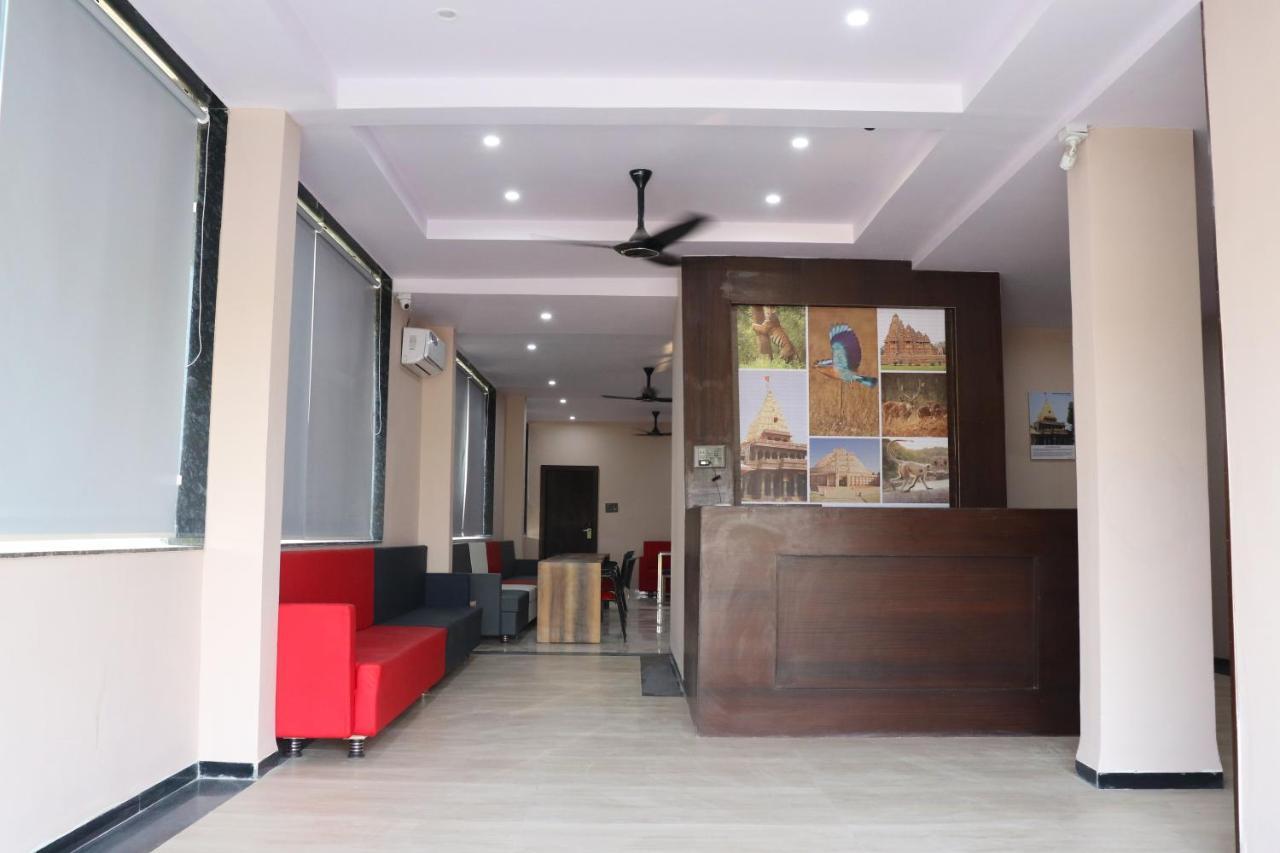 Pat Hotels Indore Exterior foto