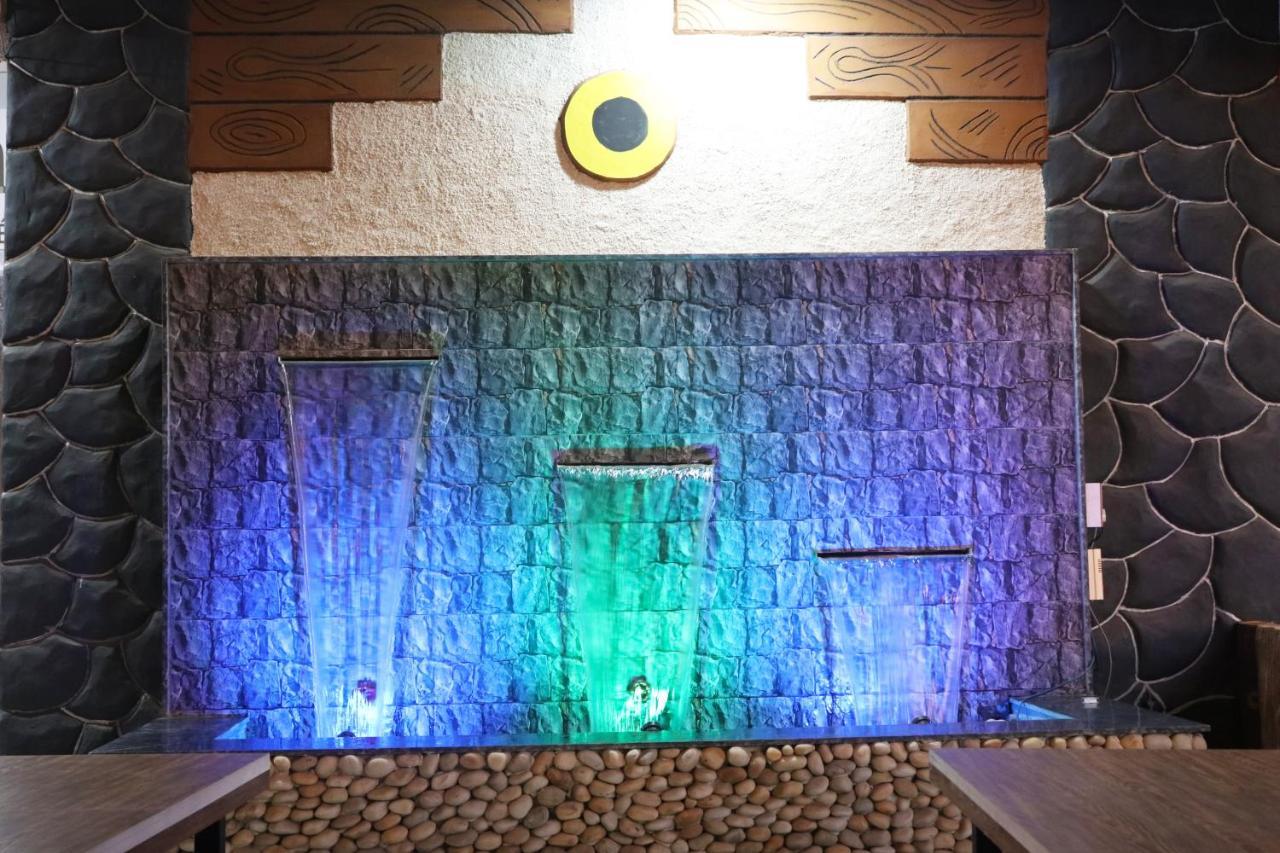Pat Hotels Indore Exterior foto